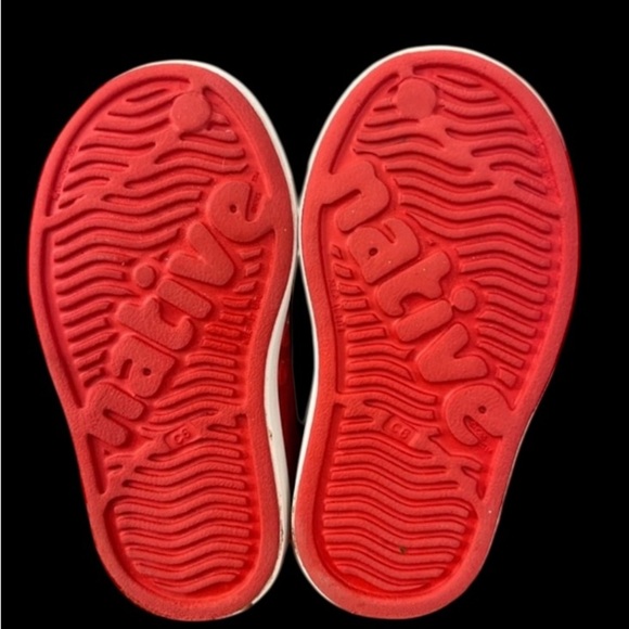 Native Kids Red Slip-On Shoes - Picture 2 of 4